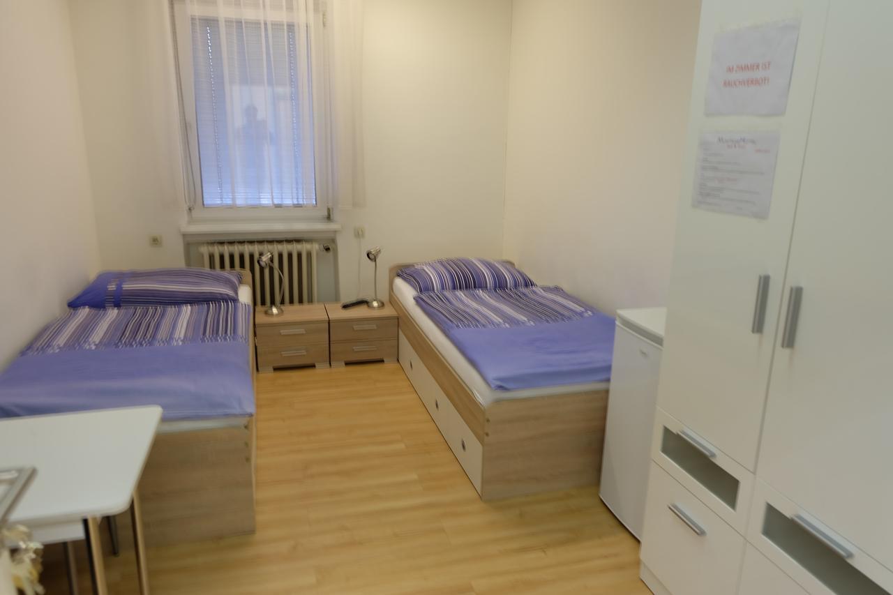 Montagehotel Bed&Steel Linz Eksteriør billede